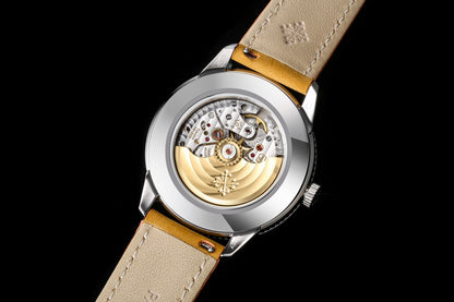 Patek Philippe Calatrava 5226G Watch